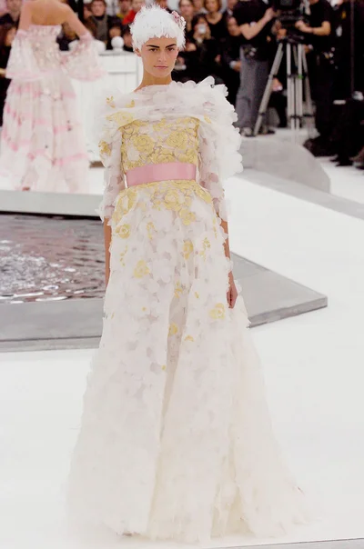 Look 38